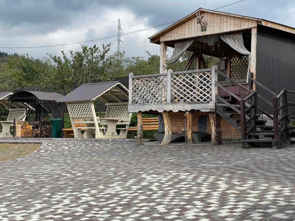 Садиба Кичера Gold Mizhhirya  Bagian luar foto
